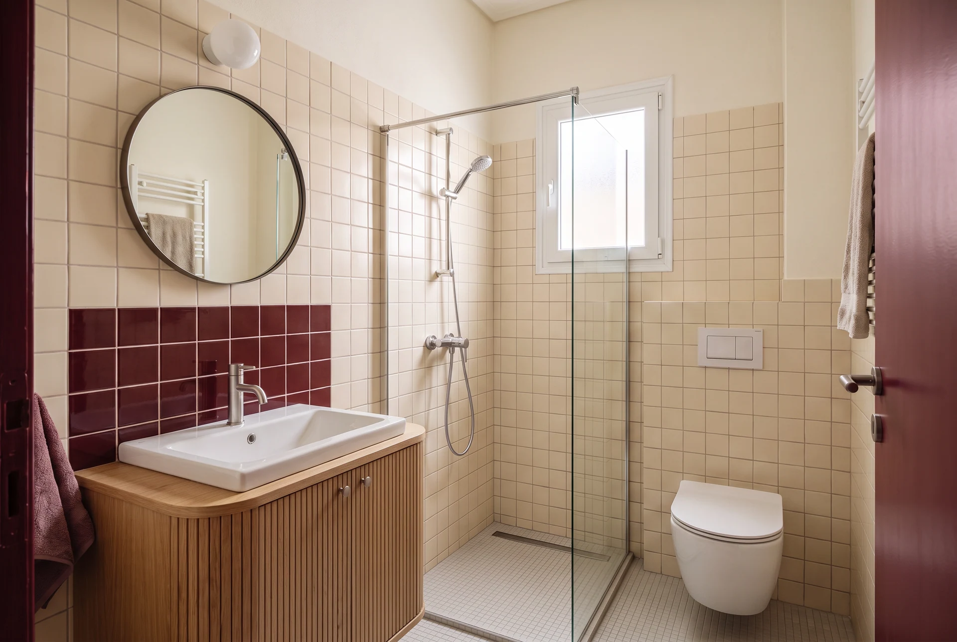 Bathroom — ceramic tiles and oak